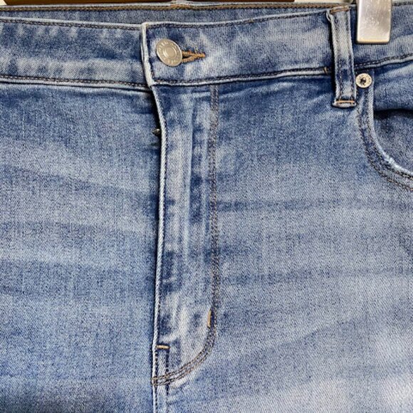 American Eagle Next Level Stretch Women's Flare Jeans Size 20 - Picture 5 of 12